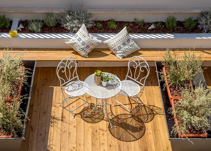 Urban Garden Hotel